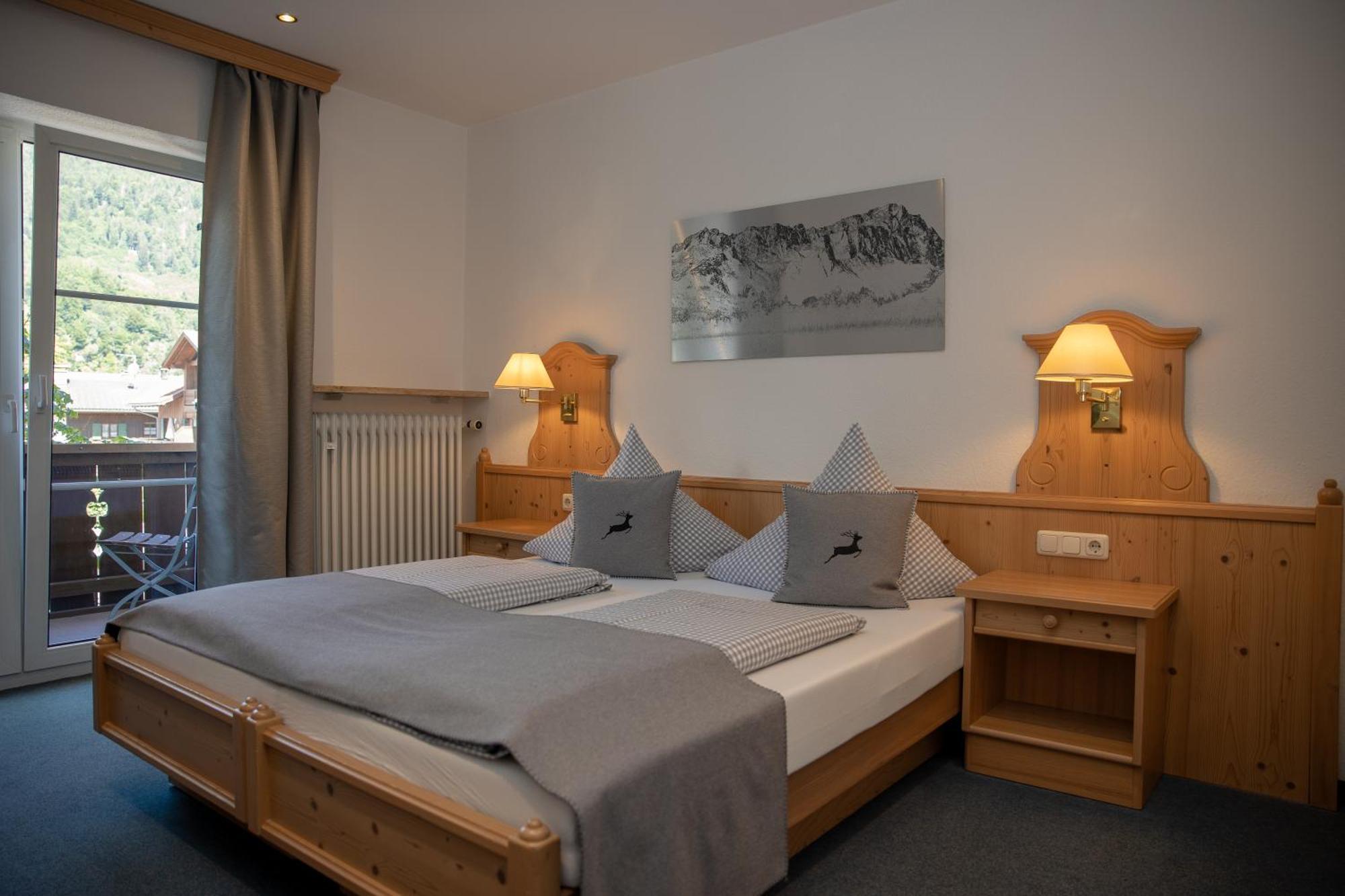 Hotel Gasthof Alter Wirt Farchant Zewnętrze zdjęcie